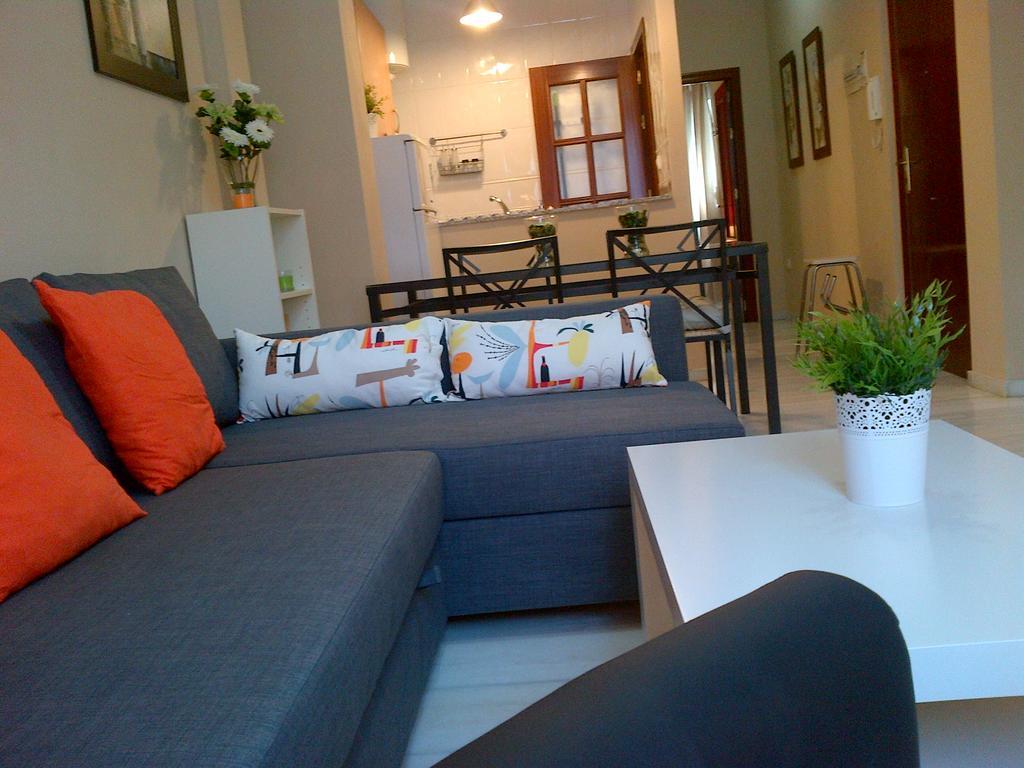 Triana Pureza Apartment Seville