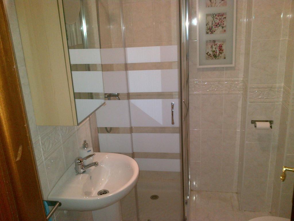 Triana Pureza Apartment